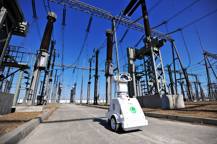 諄勤硬件+機(jī)器人巡檢，為電力巡檢插上“新翅膀”